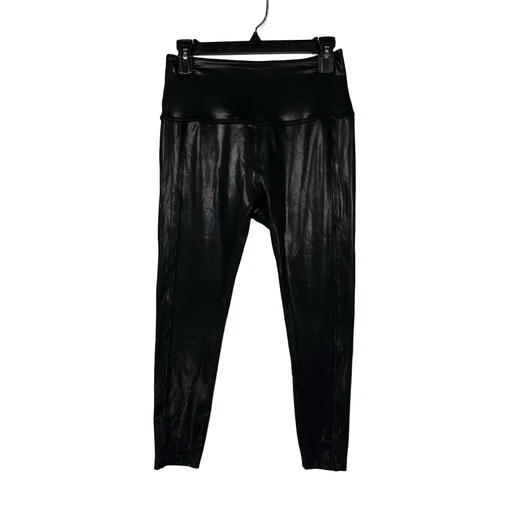 Beyond Yoga Glossy Black Crop Leggings Size Large